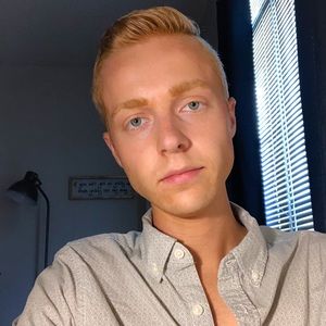 Meet your Posher, Collin